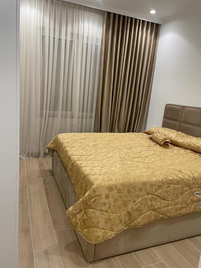 City Center Apartment Kafe Flora Tirana Exterior photo