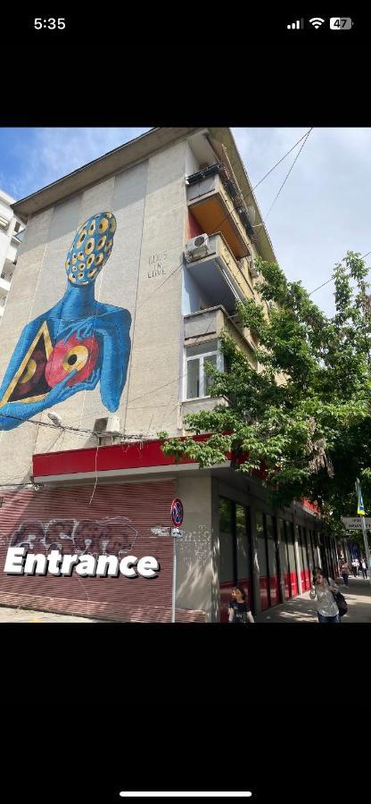 City Center Apartment Kafe Flora Tirana Exterior photo